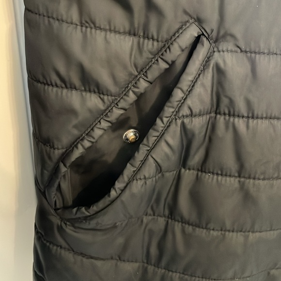 Ralph Lauren packable black quilted jacket - Picture 3 of 6